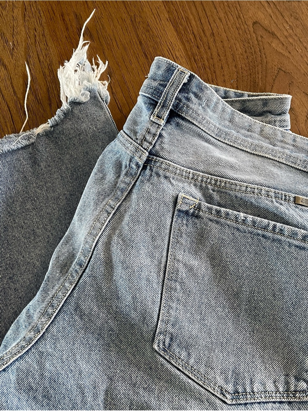 KanCan Light Blue Frayed Hem Cropped Jeans